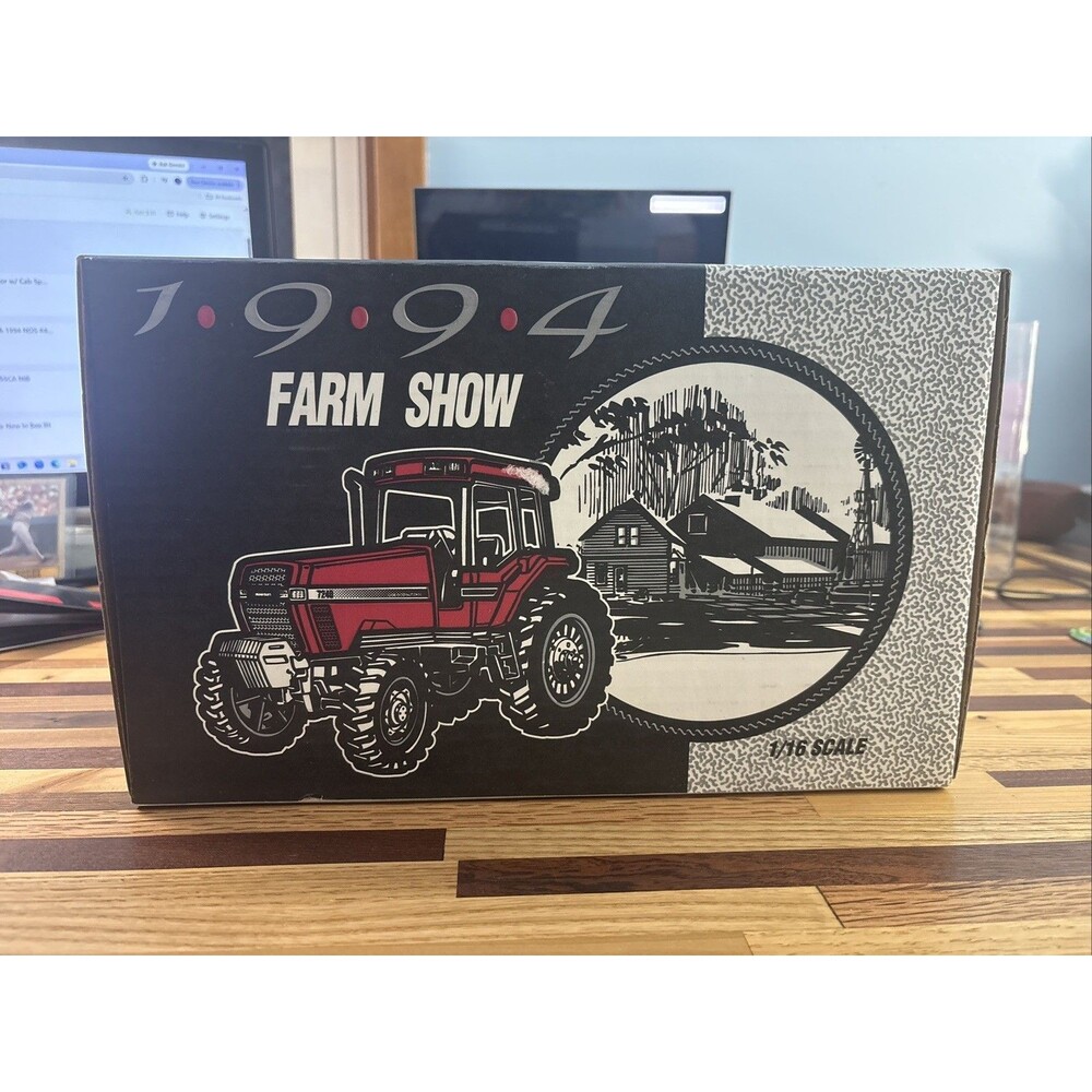 1/16 Case IH 7240 Tractor With Front Wheel Assist, 1994 Farm Show Edition